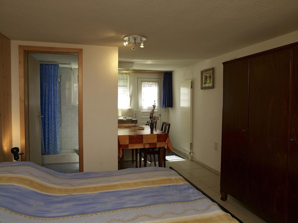 Hotel-Gite Rural A 3 Km De Delemont Courcelon Dış mekan fotoğraf